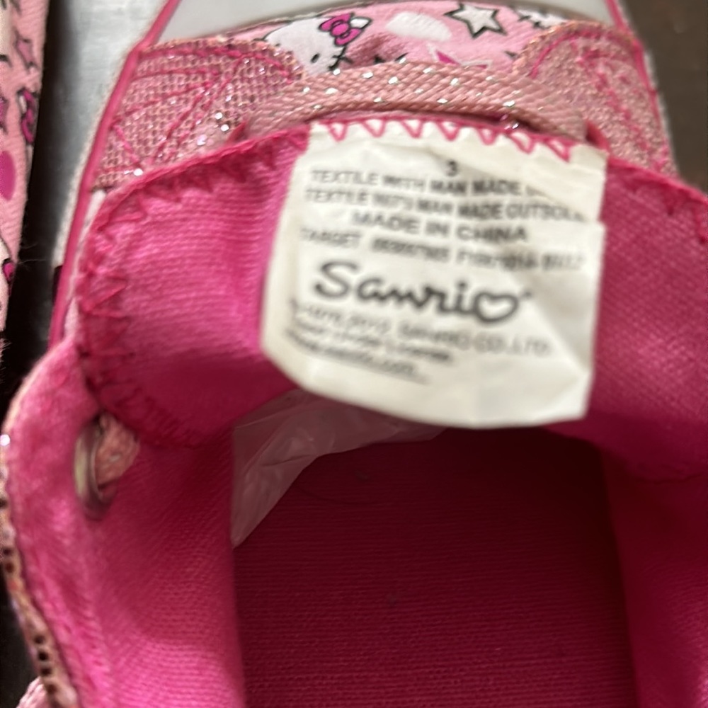 Hello Kitty Glitter Sneakers  Size 3 Youth Girls - Picture 8 of 11